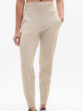Athleta Venice Jogger in Sandstone Beige nwt Lg